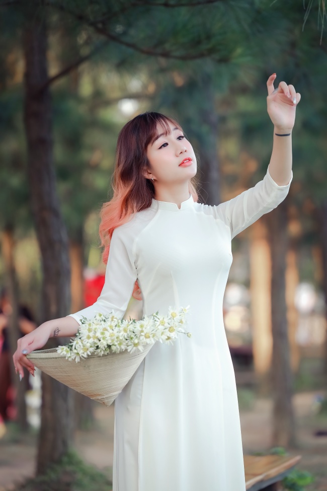 百丽热门8